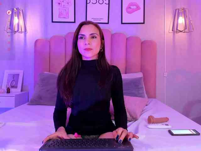 stacy-sanders webcam