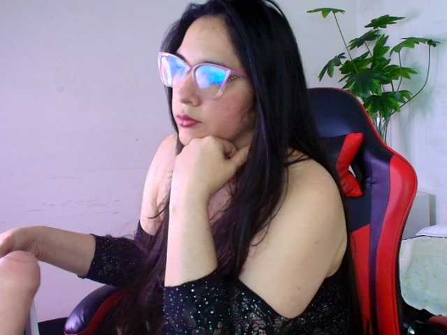 RossyMarks live cam on BongaCams