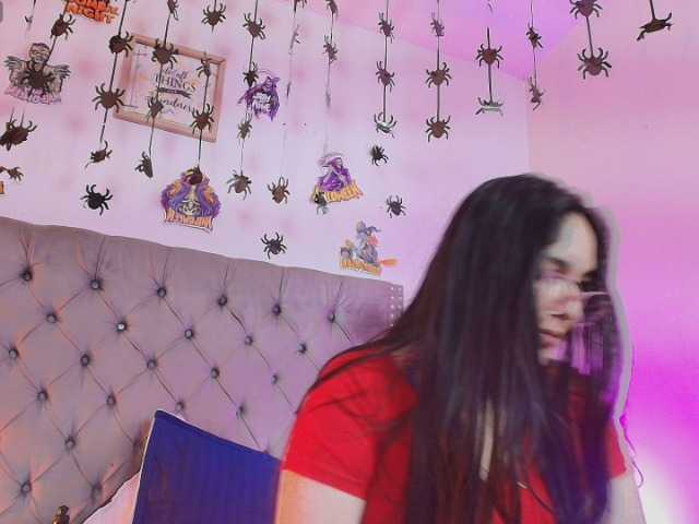 RossyMarks, en vivo ahora en BongaCams