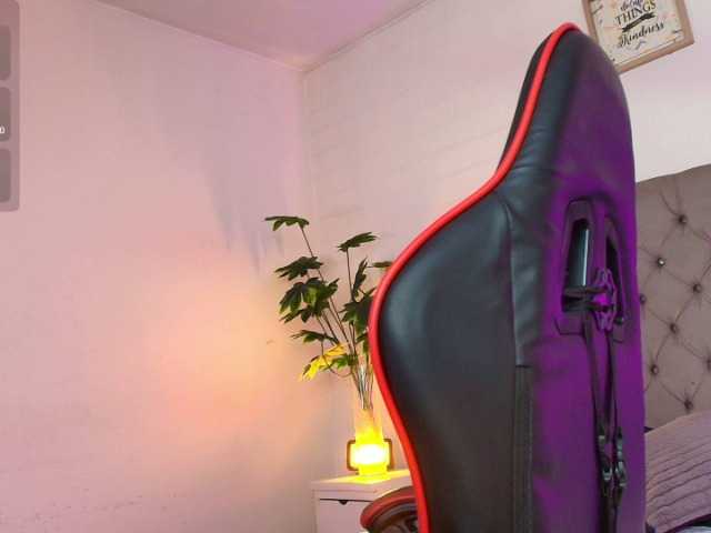 RossyMarks live cam on BongaCams