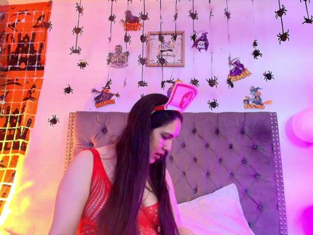 RossyMarks, live now on BongaCams