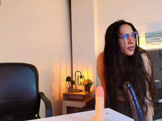 RossyMarks live cam on BongaCams