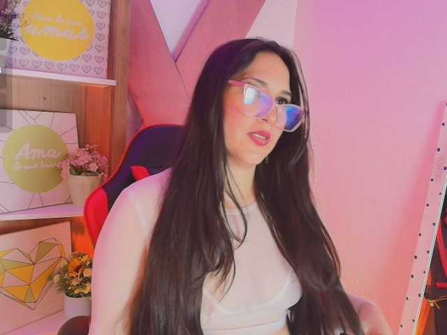 RossyMarks live cam preview