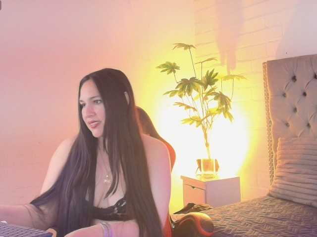RossyMarks live cam on BongaCams
