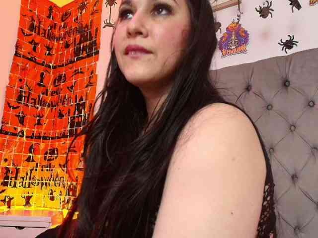 Model: RossyMarks