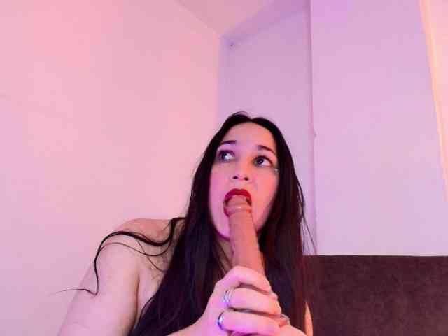 RossyMarks webcam
