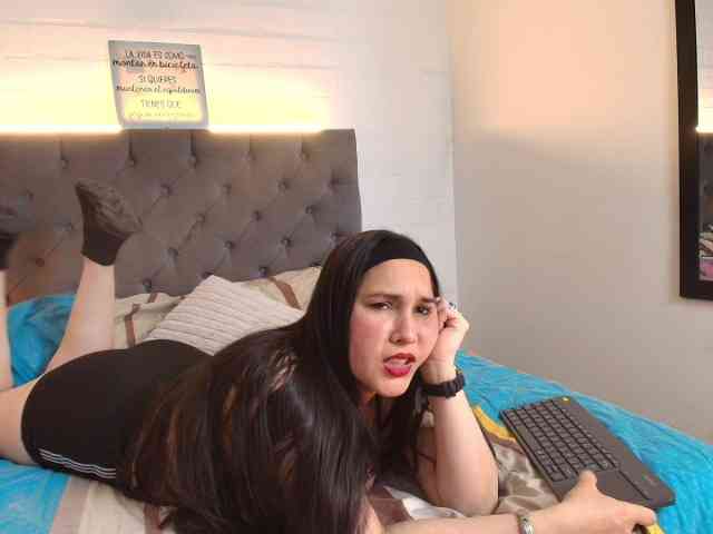 RossyMarks webcam