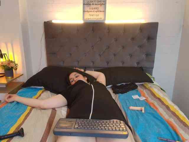 RossyMarks webcam