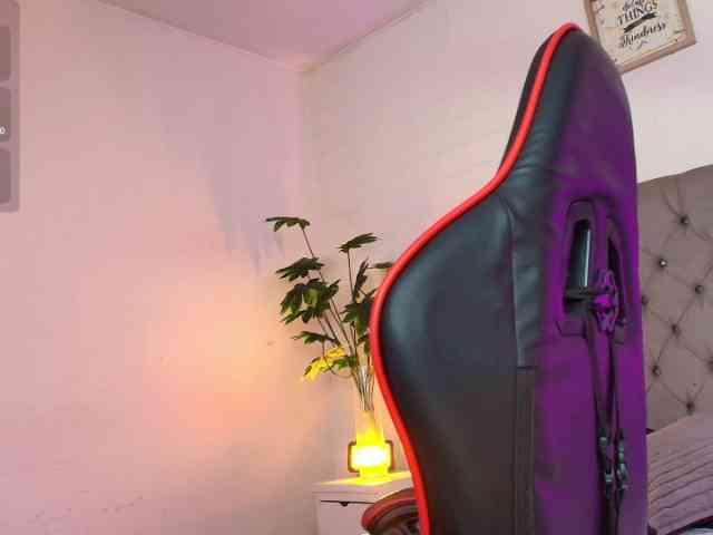 RossyMarks webcam