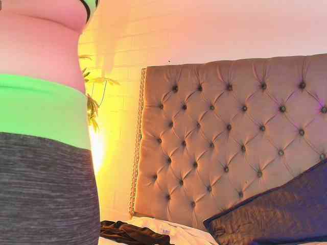 RossyMarks webcam