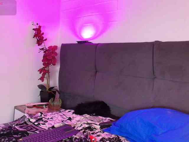 RossyMarks webcam