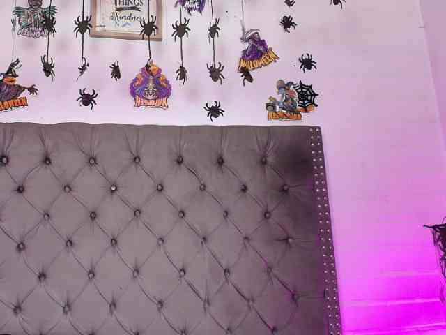 RossyMarks's webcam live show
