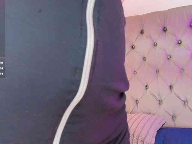 RossyMarks webcam