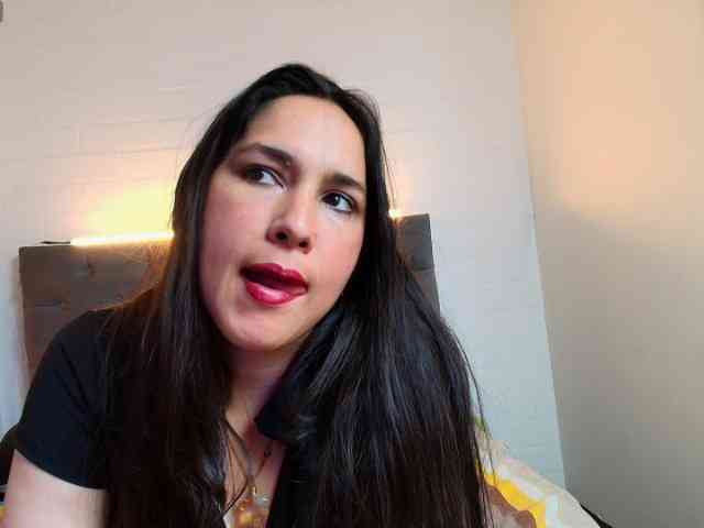 RossyMarks webcam