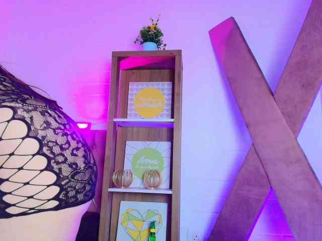 RossyMarks webcam
