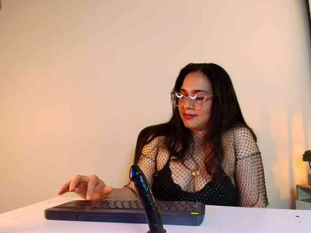 RossyMarks webcam