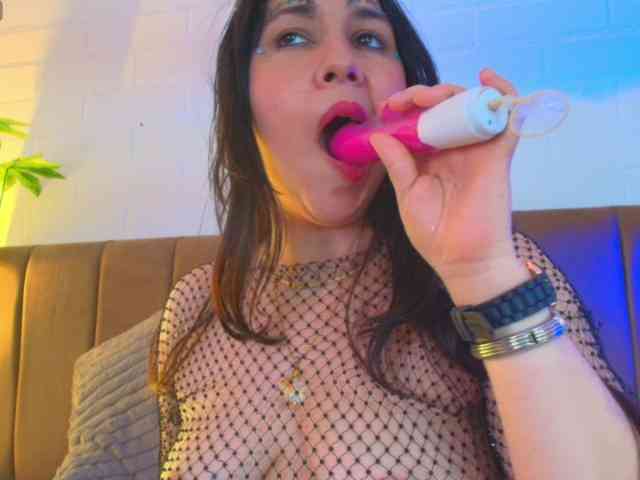 RossyMarks webcam