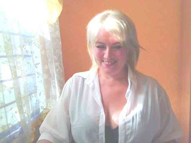 MollyJoy webcam