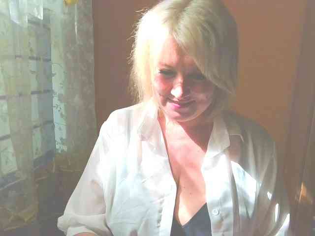MollyJoy webcam