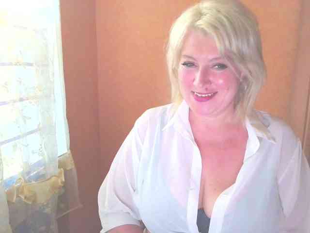 MollyJoy webcam