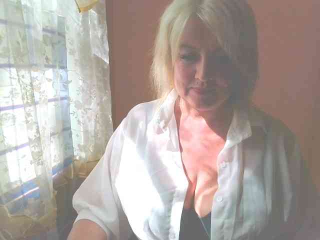 MollyJoy webcam