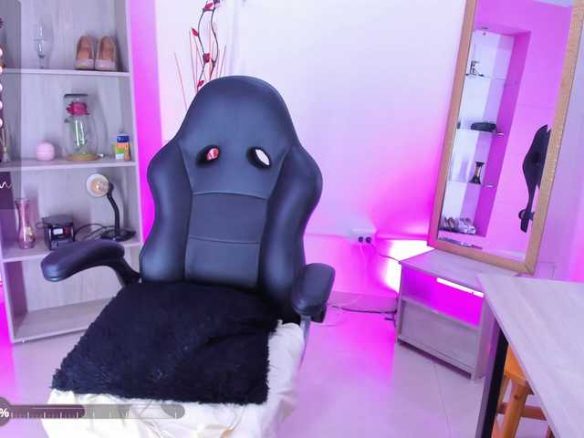 Jisoosquirt live cam on BongaCams