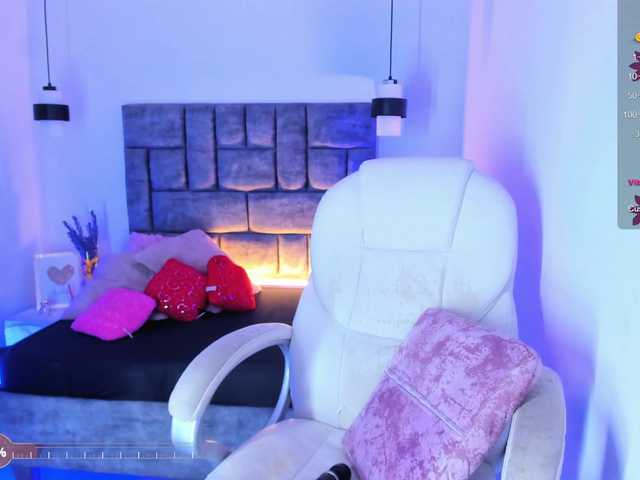 Jisoosquirt live cam on BongaCams