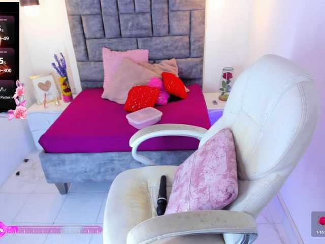 Jisoosquirt live cam on BongaCams