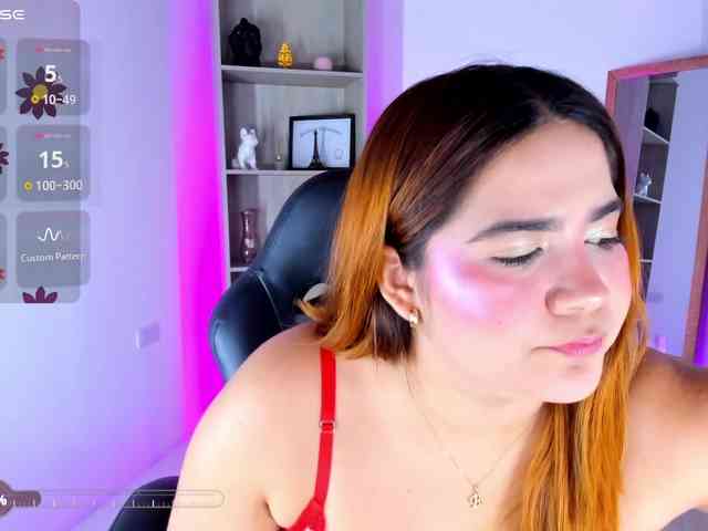 Jisoosquirt webcam