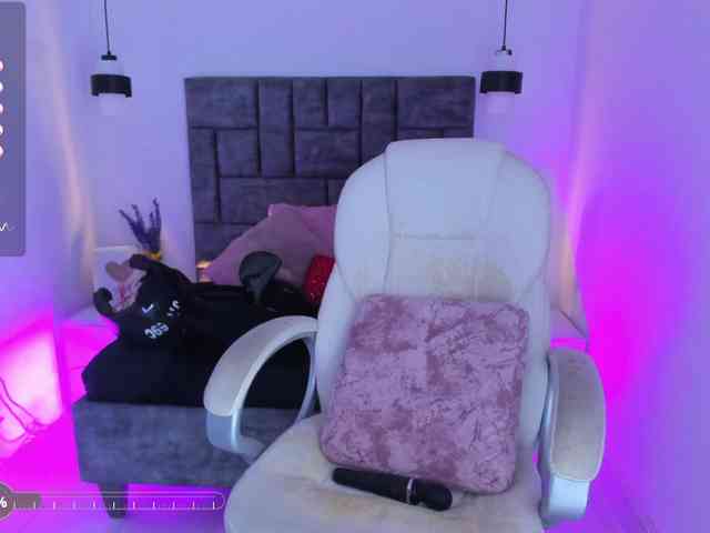 Modelo: Jisoosquirt