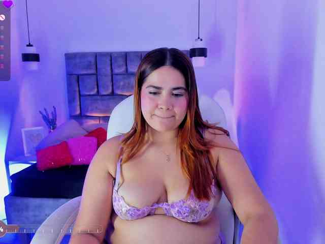 Jisoosquirt webcam