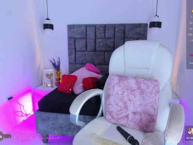 Jisoosquirt webcam