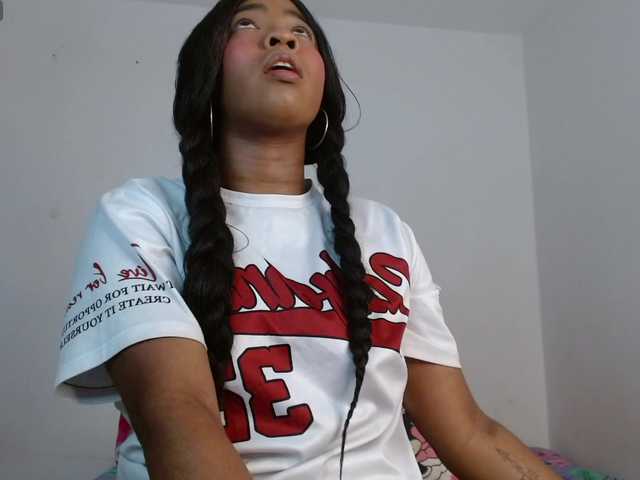 aurora-vixen69 live cam on BongaCams