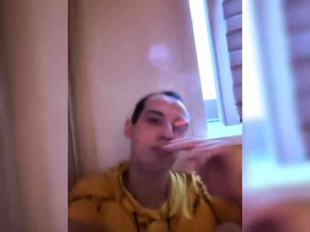 Leysyan20011 webcam
