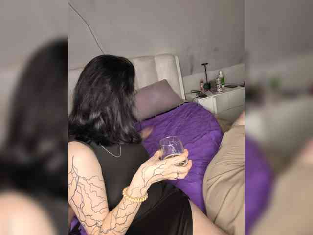 AlsuViktoriya webcam