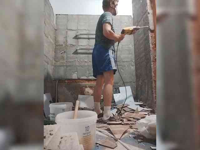 Tiler-cat Sex Cam Show