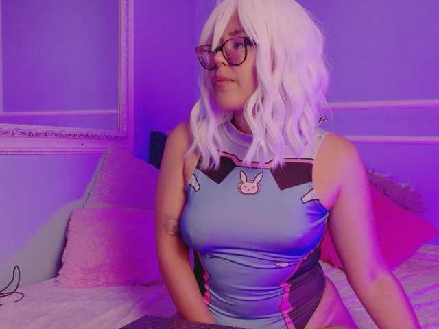 EllieNeptune live cam on BongaCams