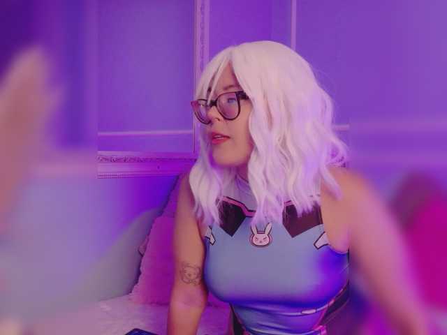 EllieNeptune live cam on BongaCams