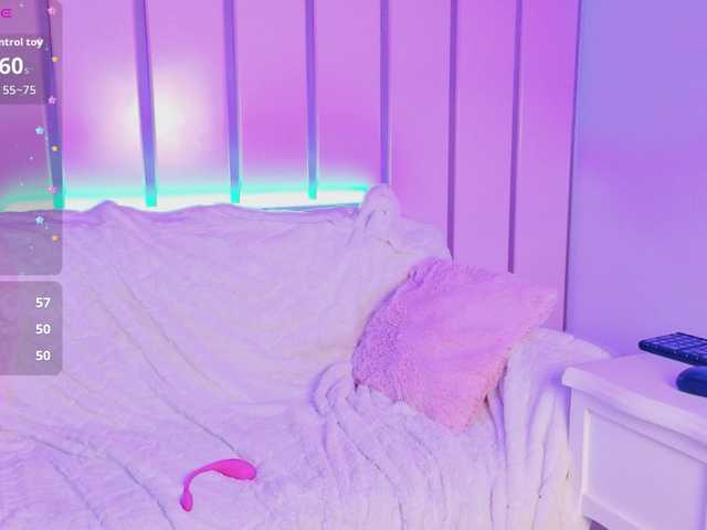 EllieNeptune live cam on BongaCams