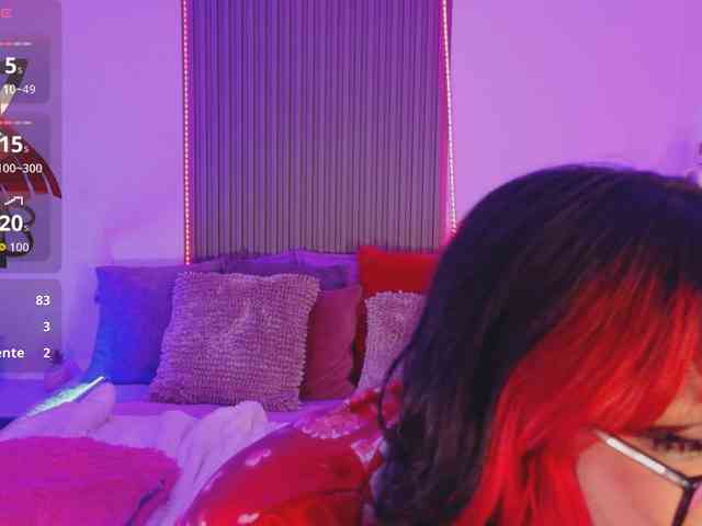 EllieNeptune webcam