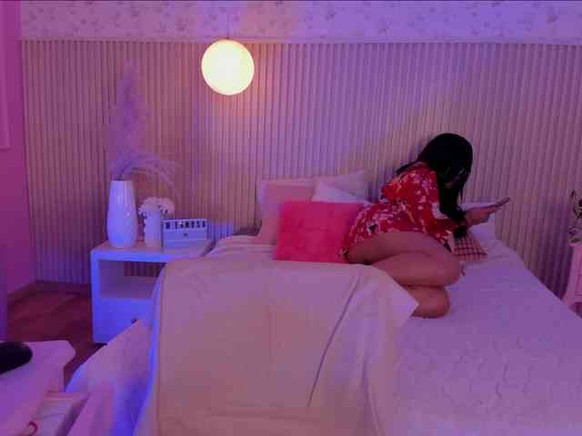 EllieNeptune - Girl 