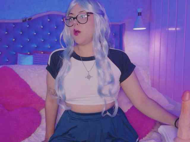 EllieNeptune webcam