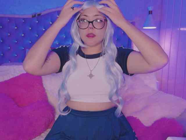 EllieNeptune webcam
