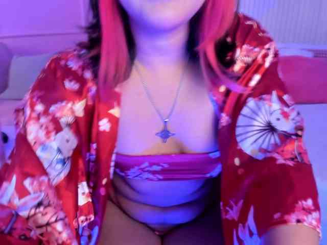 EllieNeptune webcam