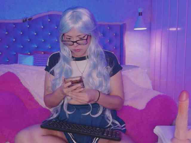 EllieNeptune Live Webcam on BongaCams