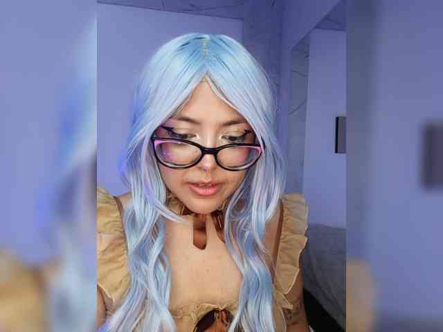 EllieNeptune webcam