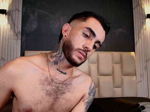 Marcelo-ruiz Live Webcam on BongaCams