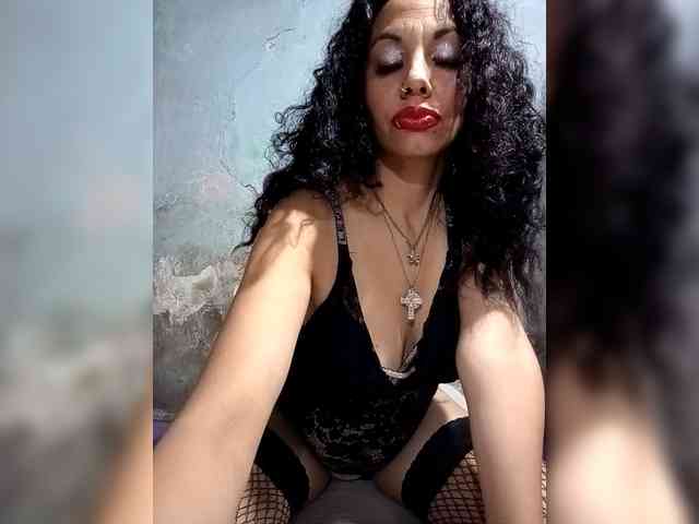 CHECHU261084-