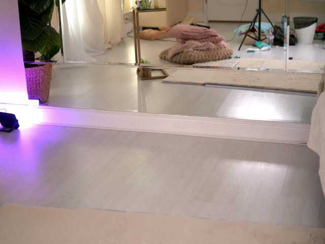 JoyMuse live cam on BongaCams