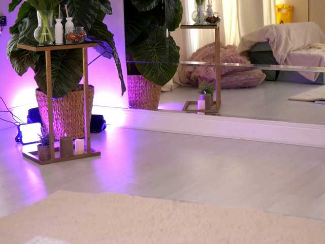 JoyMuse live cam on BongaCams